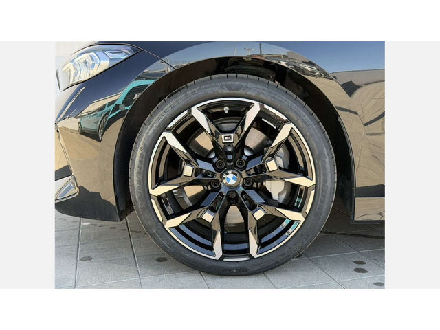 BMW 330d xDrive - автомобили, коли, обяви за нови и употребявани 4