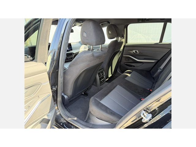 BMW 330d xDrive - автомобили, коли, обяви за нови и употребявани 9
