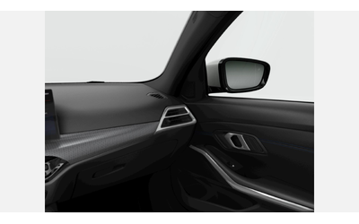 BMW 330e xDrive Sedan (MX) - автомобили, коли, обяви за нови и употребявани 9