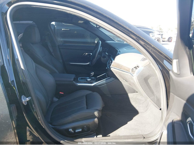 BMW 330I 2.0L I-4 DI, DOHC, VVT, TURBO, 255HP Rear Wheel Drive - автомобили, коли, обяви за нови и употребявани 4