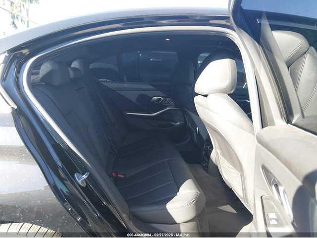 BMW 330I 2.0L I-4 DI, DOHC, VVT, TURBO, 255HP Rear Wheel Drive - автомобили, коли, обяви за нови и употребявани 7