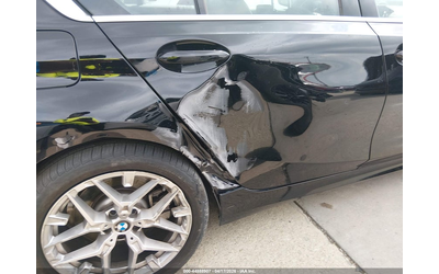 bmw-330i-2-0l-i-4-di-dohc-vvt-turbo-255hp-rear-wheel-drive - 5