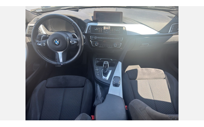 BMW 330i xDrive Туринг - автомобили, коли, обяви за нови и употребявани 6