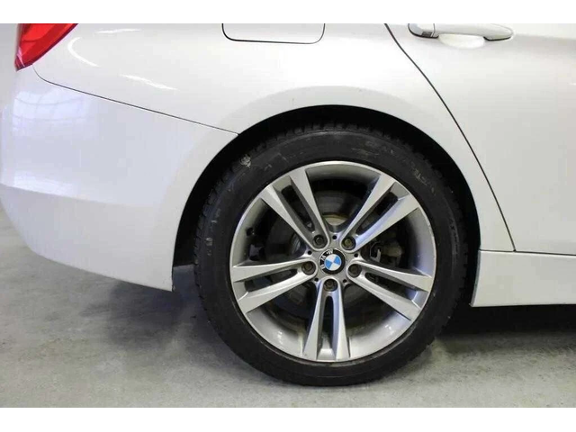 BMW 335 * xDrive * CARFAX * ЦЕНА ДО БГ - автомобили, коли, обяви за нови и употребявани 8