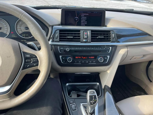 BMW 335 * 335i xDrive * CARFAX * ЦЕНА ДО БГ - автомобили, коли, обяви за нови и употребявани 7