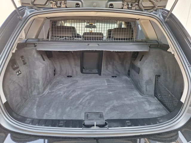 BMW 335 335д - автомобили, коли, обяви за нови и употребявани 14