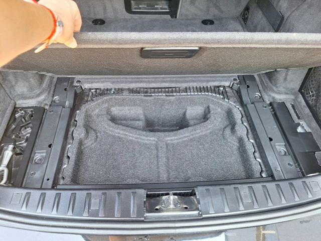 BMW 335 335д - автомобили, коли, обяви за нови и употребявани 15