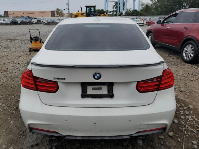 BMW 335 2015 BMW 335 XI - автомобили, коли, обяви за нови и употребявани 4