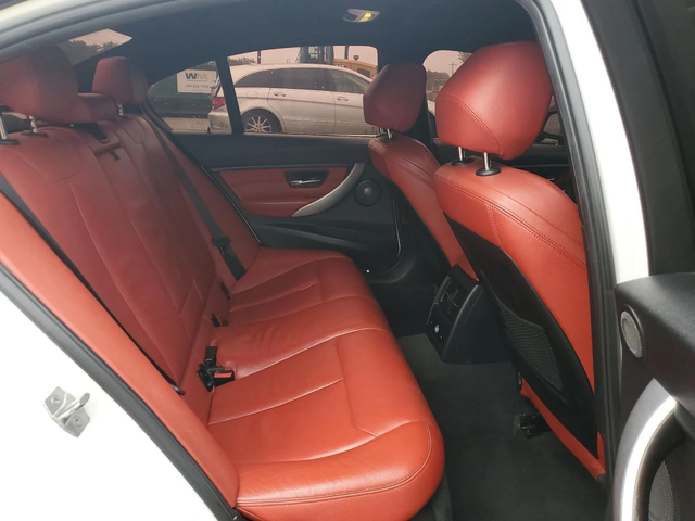 BMW 335 2015 BMW 335 XI - автомобили, коли, обяви за нови и употребявани 9