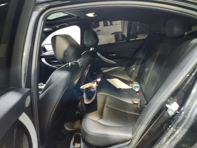 BMW 335 С РЕГИСТРАЦИЯ & АВТО КРЕДИТ - автомобили, коли, обяви за нови и употребявани 11