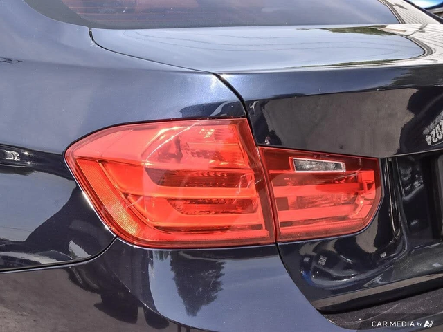 BMW 335 Sedan RWD* АвтоКредит* (ЦЕНА ДО БГ)* - автомобили, коли, обяви за нови и употребявани 5