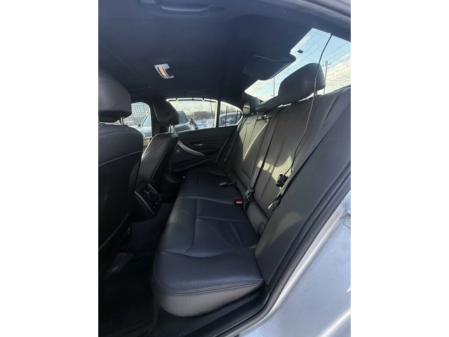 BMW 335 * xDrive * * HeadUp* AвтоКредит* (ЦЕНА ДО БГ) - автомобили, коли, обяви за нови и употребявани 15