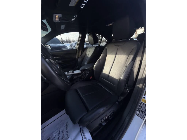 BMW 335 * xDrive * * HeadUp* AвтоКредит* (ЦЕНА ДО БГ) - автомобили, коли, обяви за нови и употребявани 8