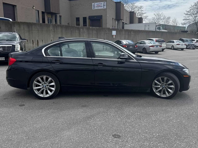 BMW 335 * 335i xDrive* КАМЕРА* ПОДГРЕВ* ШИБИДАХ* - автомобили, коли, обяви за нови и употребявани 3