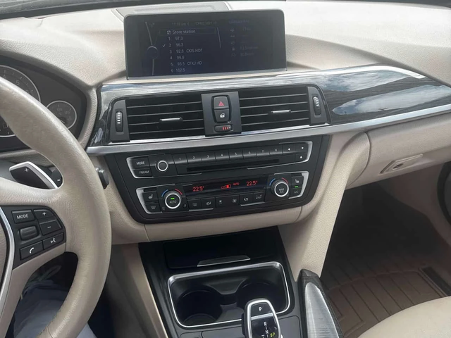 BMW 335 * xDrive * SAT * ПОДГРЕВИ * КАМЕРА * ПАМЕТ - автомобили, коли, обяви за нови и употребявани 8