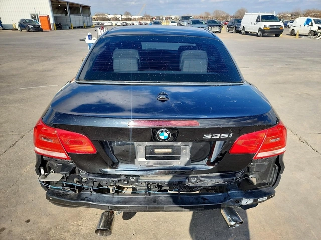 BMW 335 - автомобили, коли, обяви за нови и употребявани 8