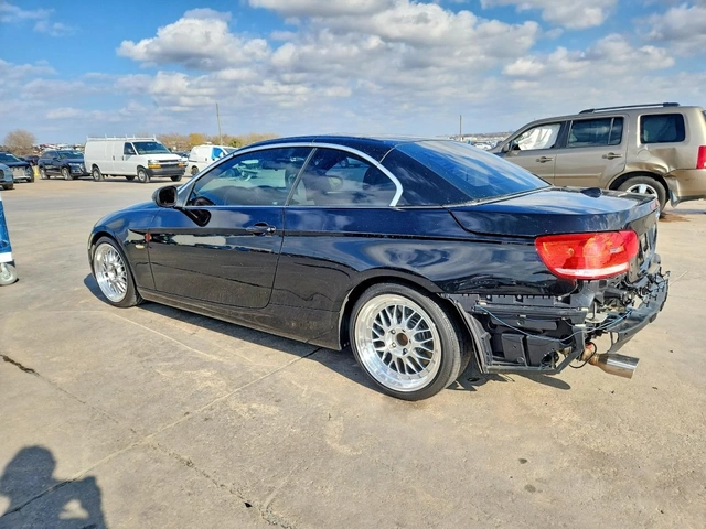 BMW 335 - автомобили, коли, обяви за нови и употребявани 9