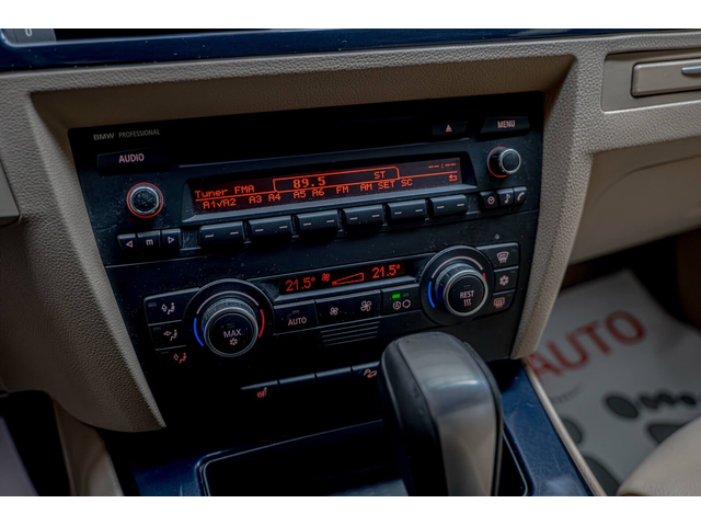 BMW 335 iX/Подгрев/Xenon/USB/CCBF/Light Package/F1 - автомобили, коли, обяви за нови и употребявани 9