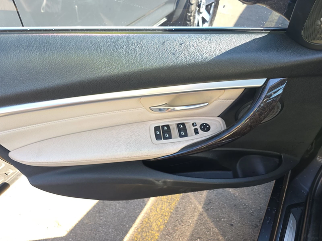 BMW 340 i SPORT LINE - автомобили, коли, обяви за нови и употребявани 9