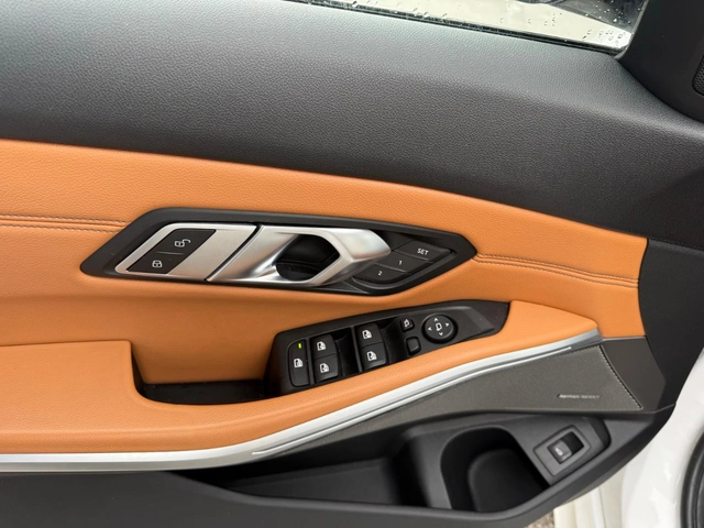 BMW 340 xDrive* HARMAN KARDON* HEAD-UP* MEMORY* KEYLESS* - автомобили, коли, обяви за нови и употребявани 3