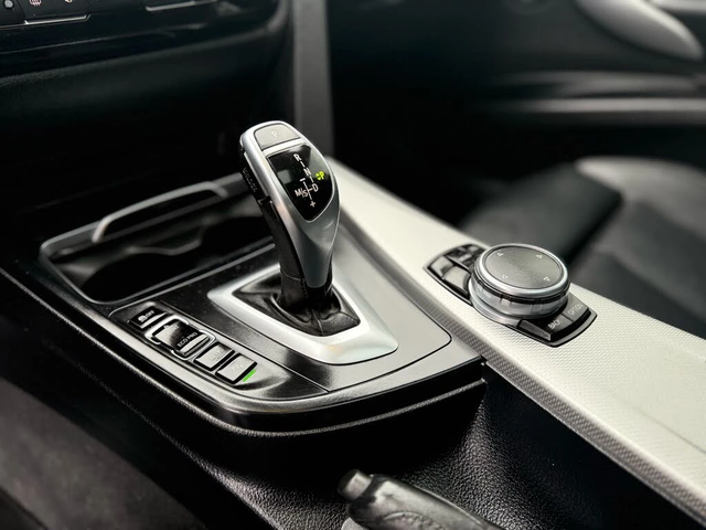 BMW 340 * АвтоКредит * (ЦЕНА ДО БГ) - автомобили, коли, обяви за нови и употребявани 13