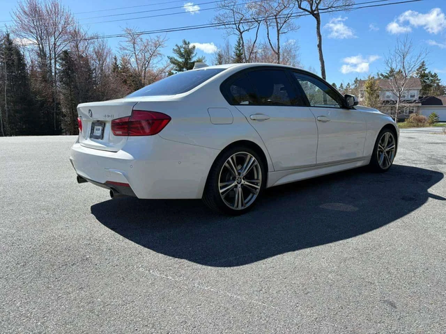 BMW 340 M xDrive/CARFAX/Подгрев/Шибедх/Памет/Харман - автомобили, коли, обяви за нови и употребявани 5