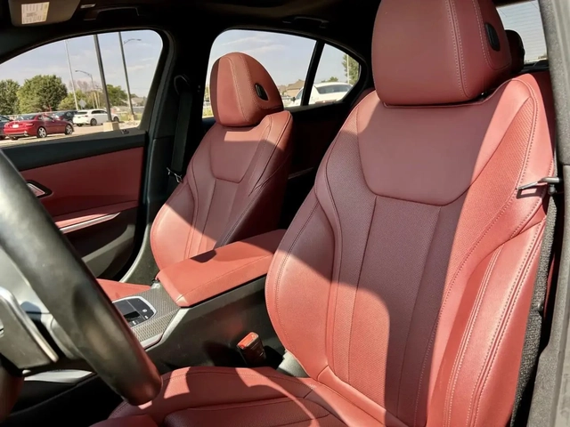 BMW 340 M340i xDrive/HUD/H&K/360/Red Interior - автомобили, коли, обяви за нови и употребявани 9