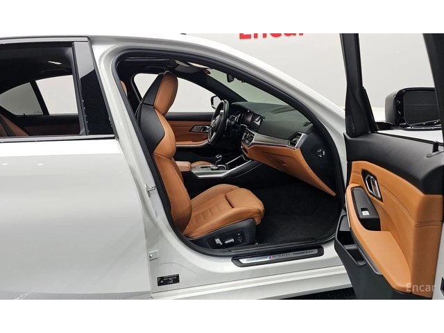 BMW 340 M* SPORT* HARMON* KARDON* ДИСТРОНИК* ХЕДЪП* 360КАМ - автомобили, коли, обяви за нови и употребявани 12