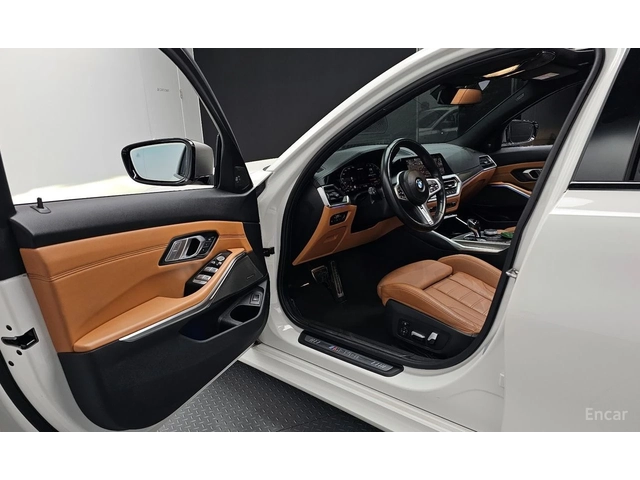 BMW 340 M* SPORT* HARMON* KARDON* ДИСТРОНИК* ХЕДЪП* 360КАМ - автомобили, коли, обяви за нови и употребявани 4