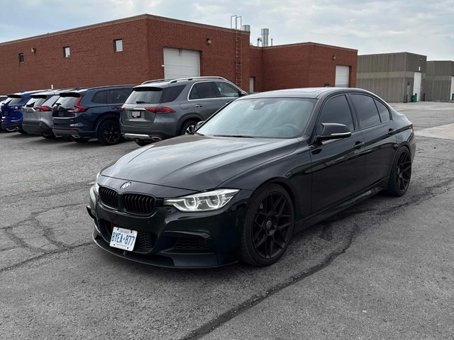 BMW 340 xi* MANUAL* HARMAN KARDON* 480HP* - автомобили, коли, обяви за нови и употребявани 0