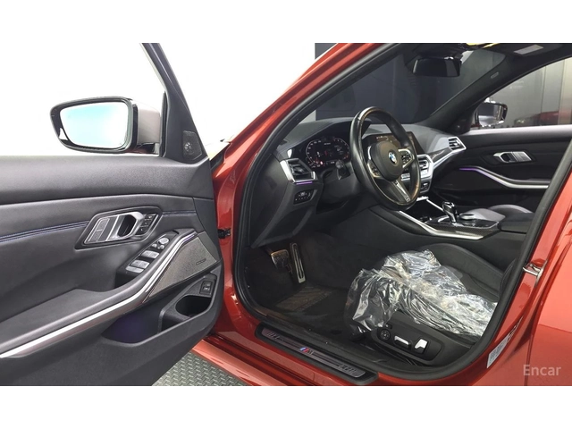 BMW 340 HARMON* KARDON* ХЕДЪП* ДИСТРОНИК* 360КАМЕРА* - автомобили, коли, обяви за нови и употребявани 4