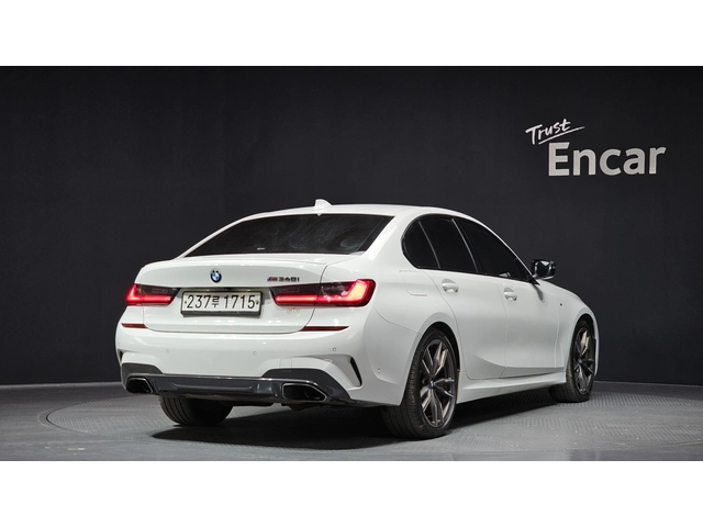 BMW 340 M xDrive - автомобили, коли, обяви за нови и употребявани 1