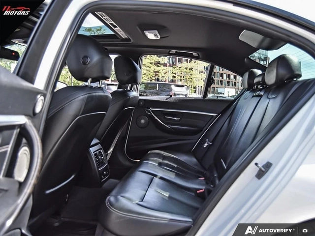 BMW 340 i xDrive M Sport - автомобили, коли, обяви за нови и употребявани 11