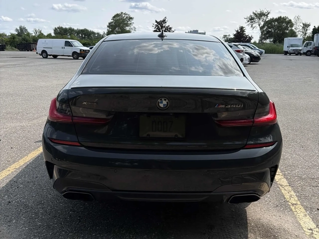 BMW 340 - автомобили, коли, обяви за нови и употребявани 4
