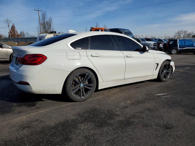 BMW 430 2.0L 4 Rear-wheel drive - автомобили, коли, обяви за нови и употребявани 2