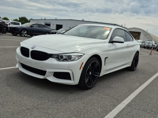 BMW 440 xDrive Coupe - автомобили, коли, обяви за нови и употребявани 0
