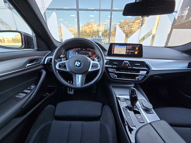 BMW 5 2.0XDrive* 190HP* 8ск ZF * M-pack* ТОП* - автомобили, коли, обяви за нови и употребявани 5