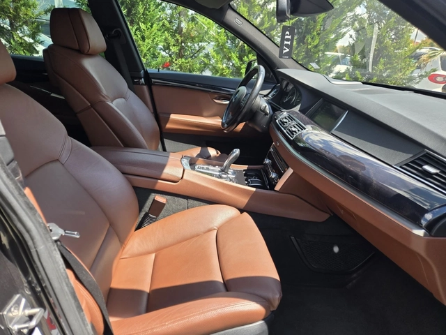 BMW 5 Gran Turismo 3.0D-245кс= хDrive - автомобили, коли, обяви за нови и употребявани 13