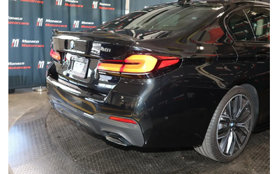 bmw-5-series-540i-xdrive-mpkg-sunroof-carplay-blindspot-all-wheel-drive - 5