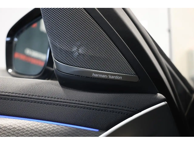 BMW 5 Series 540i xDrive - MPKG|SUNROOF|NAVI|360CAM|2xRIM&TIRE All Wheel Drive - автомобили, коли, обяви за нови и употребявани 19