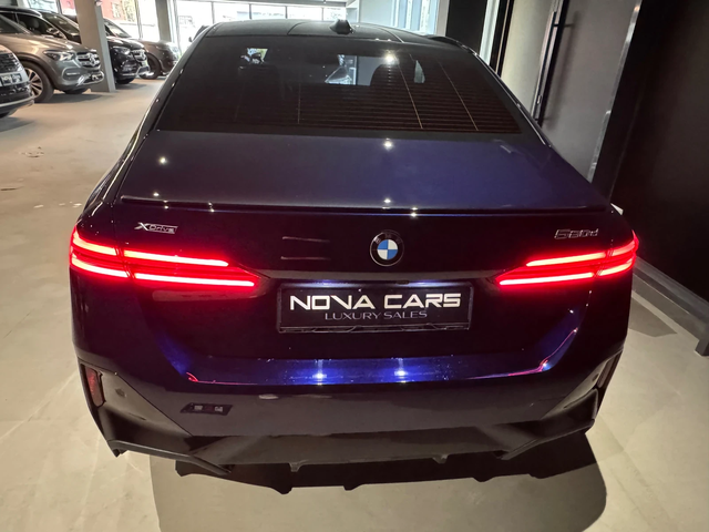 BMW 520 d xDrive M pro Pano B&W - автомобили, коли, обяви за нови и употребявани 2