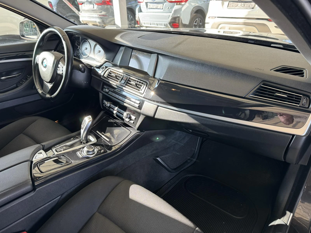 BMW 520 2.0* 190ps* АВТОМАТ* НАВИ* ПАКТРОНИК* - автомобили, коли, обяви за нови и употребявани 9