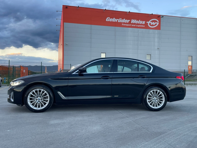 BMW 520 XD Mild Hybrid Luxury Line - автомобили, коли, обяви за нови и употребявани 3