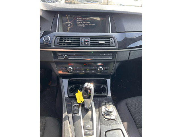 BMW 520 D AVTOMAT/NAVI EURO 5 - автомобили, коли, обяви за нови и употребявани 10