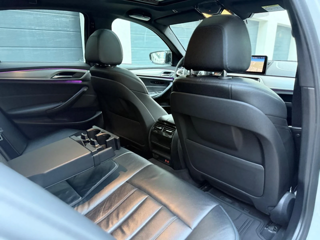 BMW 520 BMW 520d* M SPORT* Individual* Assist+ * Digital* - автомобили, коли, обяви за нови и употребявани 13