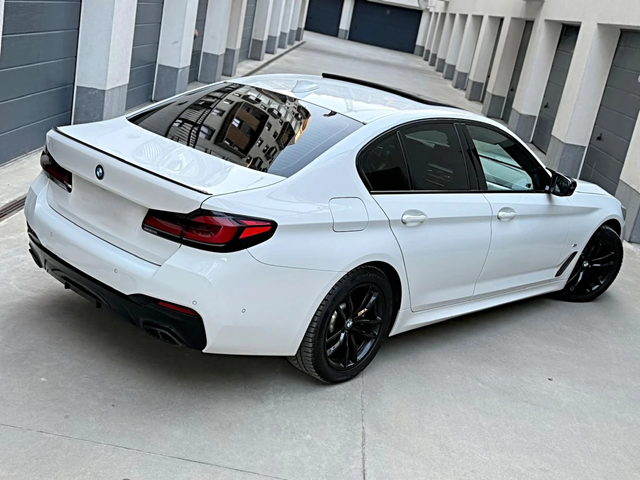 BMW 520 BMW 520d* M SPORT* Individual* Assist+ * Digital* - автомобили, коли, обяви за нови и употребявани 5