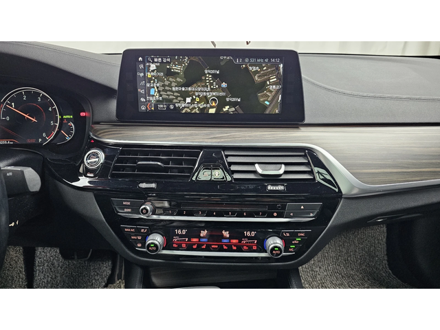 BMW 520 d M sport autogeorge.com - автомобили, коли, обяви за нови и употребявани 12