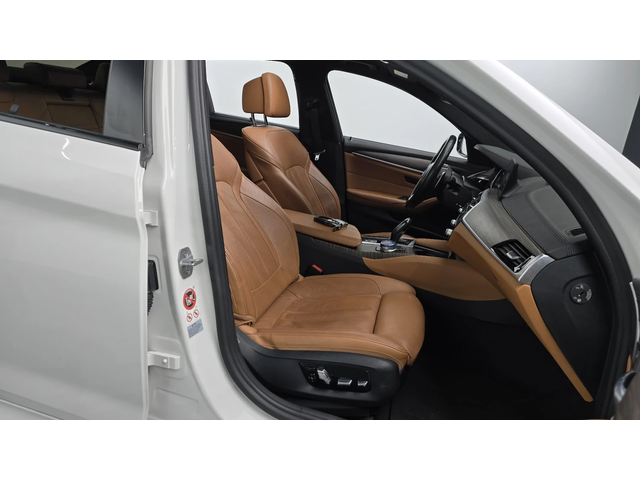 BMW 520 d M sport autogeorge.com - автомобили, коли, обяви за нови и употребявани 8