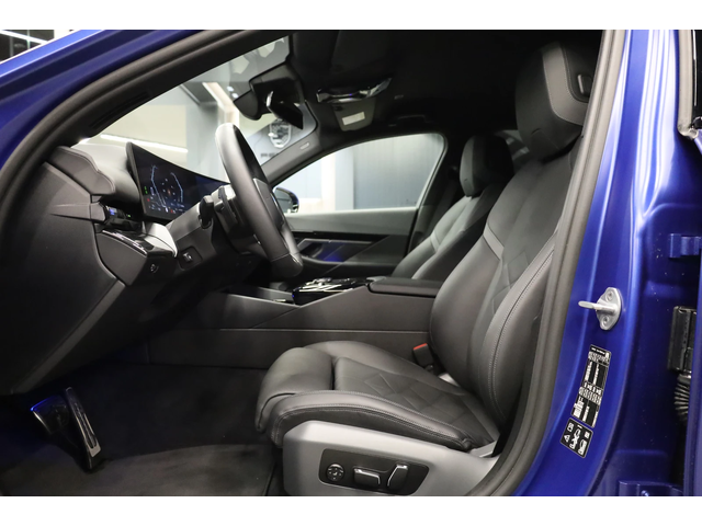 BMW 520 Xdrive* Msport Paket* FULL LED LIGHTS* 360* - автомобили, коли, обяви за нови и употребявани 11