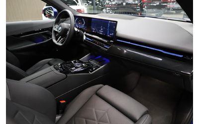 BMW 520 Xdrive* Msport Paket* FULL LED LIGHTS* 360* - автомобили, коли, обяви за нови и употребявани 14